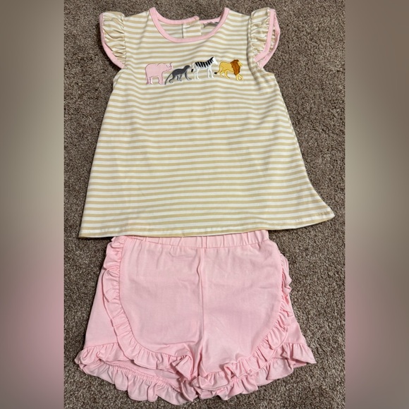 Zoo Outfit - Picture 1 of 1